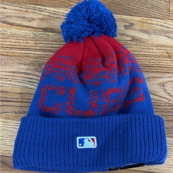 New Era Adult Chicago Cubs Red and Blue Pom Beanie hat - Picture 5 of 8